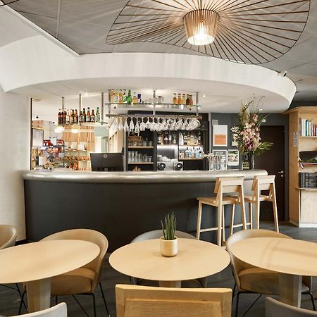 B&B Hotel Rueil-Malmaison Gare מראה חיצוני תמונה