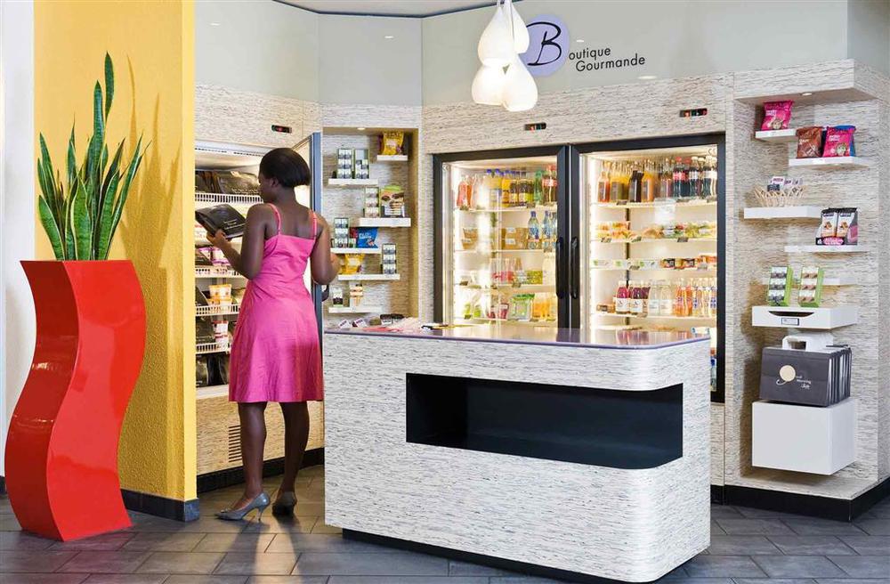 B&B Hotel Rueil-Malmaison Gare מסעדה תמונה