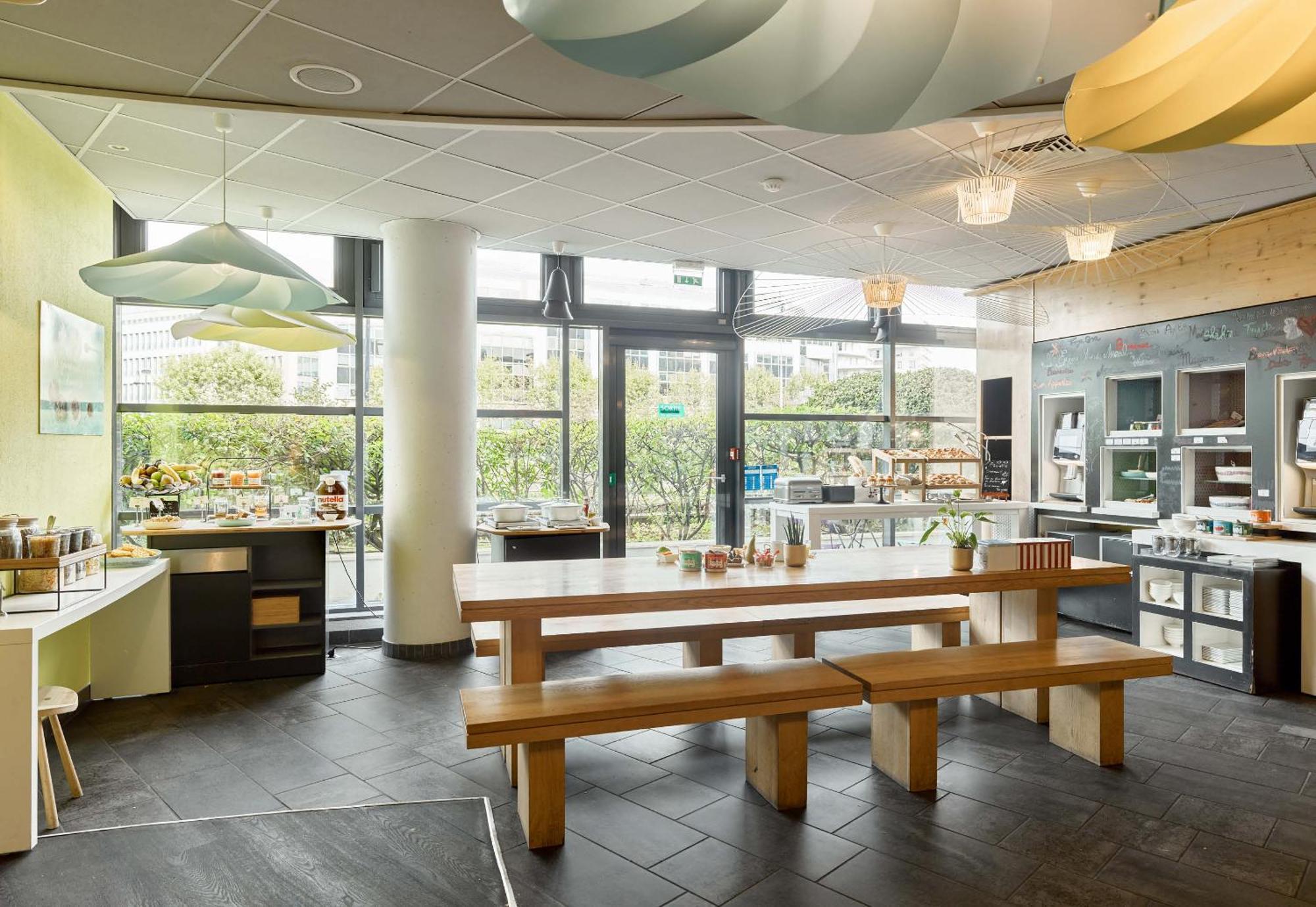 B&B Hotel Rueil-Malmaison Gare מראה חיצוני תמונה