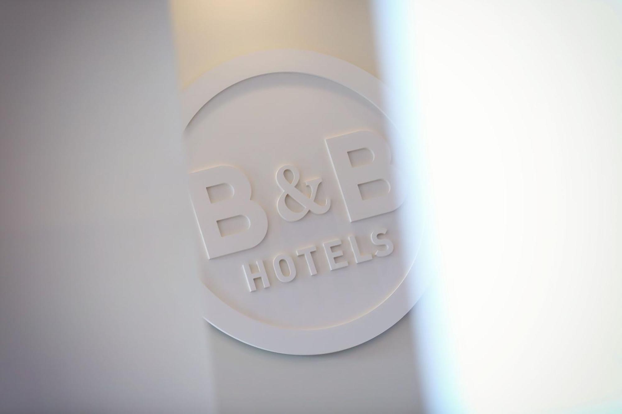 B&B Hotel Rueil-Malmaison Gare מראה חיצוני תמונה