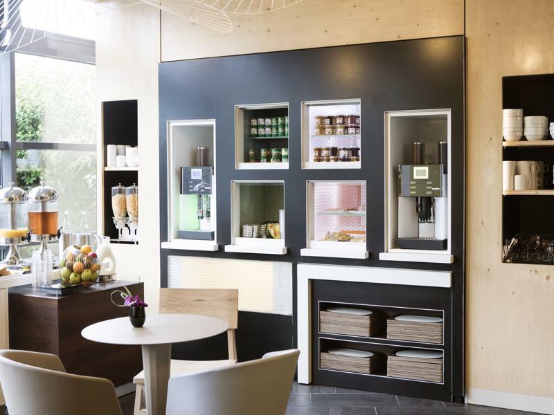 B&B Hotel Rueil-Malmaison Gare מראה חיצוני תמונה